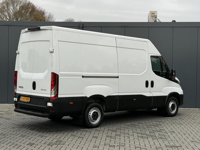 Iveco DAILY 35S16 157 PK / L2H2 / AIRCO / CRUISE / 3-ZITS / 3.5 TON TREKKEN / CAMERA