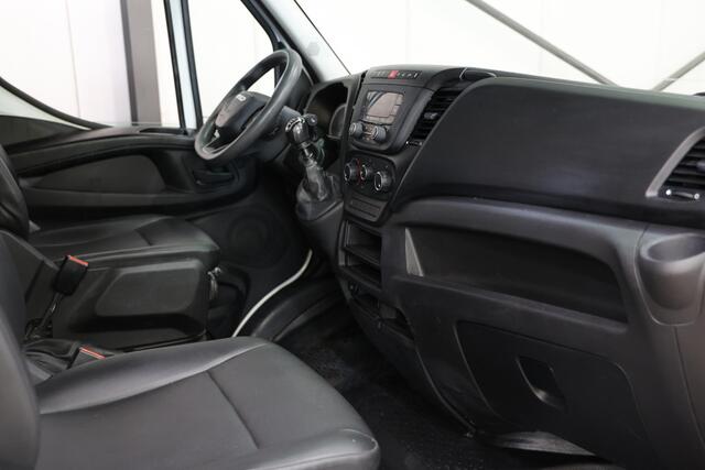 Iveco DAILY 35C16 3.0 160PK KIPPER DUBBEL CABINE 3500KG
