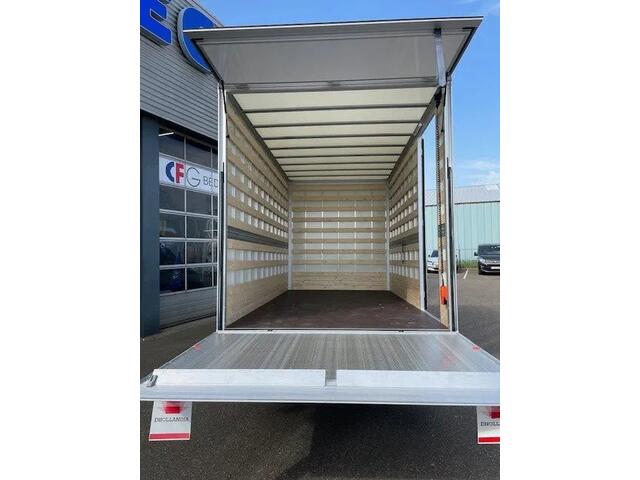 Iveco DAILY 40C16 A8 bakwagen met lift Euro 6