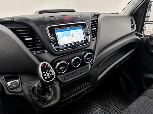 Iveco DAILY 35S18H 3.0 Oprijwagen Led Adaptieve cruise control 3500kg trekhaak Geveerde stoel