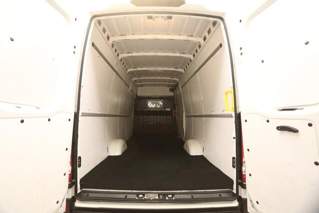 Iveco DAILY 35S16V 157PK L3H2 | 3500KG Trekgew. | Trekh. | Airco | 3-Zits | Parkeersensoren