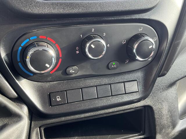 Iveco DAILY 35S16V 2.3 352 L2H2*AUTO.M*HAAK*CRUISE*A/C*3PERS*