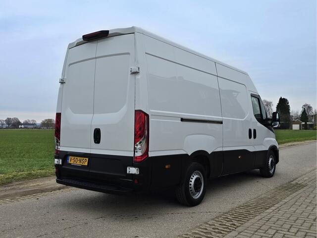 Iveco DAILY 35S14V 2.3 352L H2 - 140 Pk - Euro 6 - Climate Control - Cruise Control