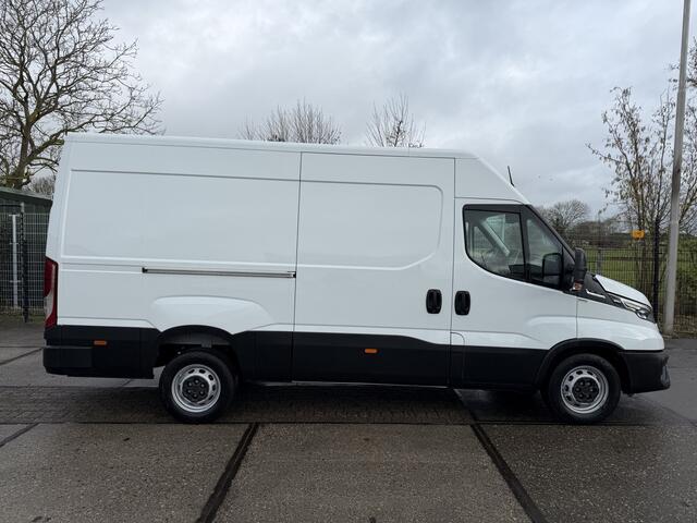 Iveco DAILY 35S18V A8 Adaptive Cruise control - Automaat- L2H2 -176pk - Trekhaak