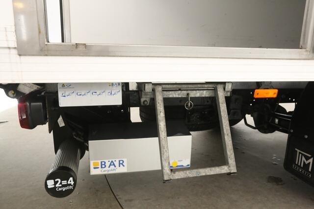 Iveco DAILY 35S18H 3.0 410 | 180PK | Bakwagen | Zijdeur | Laadklep | Laadbak | Airco | 3 Zits | Carplay