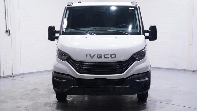 Iveco DAILY 35C14 140 pk Automaat Chassis Nieuw Apple Carplay, Dubbel lucht achter, Airco ECC, Cruise, 3-Zits