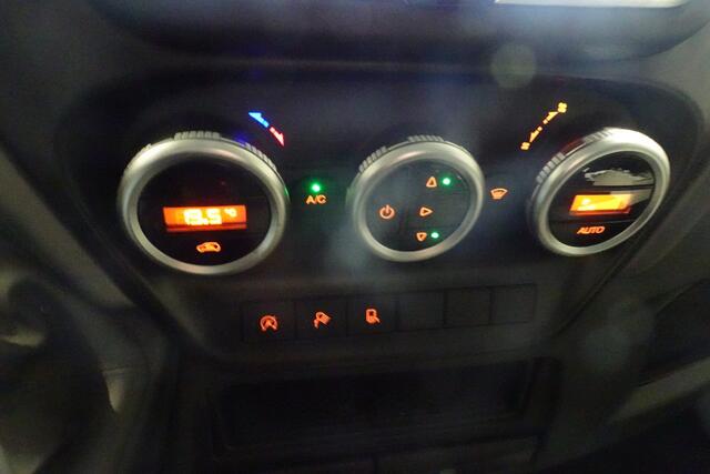 Iveco DAILY 35S16V 2.3 35 2h l 3 3 zits automaat nl auto !!!!!!!!