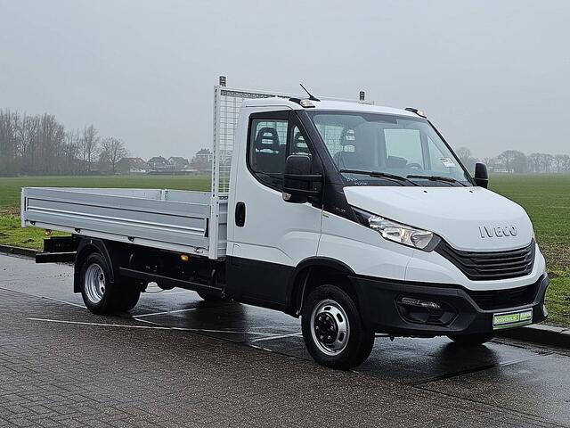 Iveco DAILY 35C16V 2.3 352 open llaadbak, 4m., 3.0L, airco, dubbel lucht, trekhaak, 23 dkm.