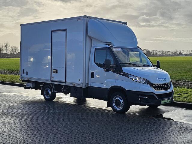 Iveco DAILY 35S14V 2.3 352 gesloten laadbak, laadklep, zijdeur, spoiler, automaat, airco