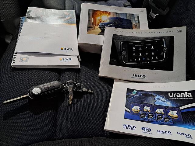 Iveco DAILY 35S14V 2.3 352 gesloten laadbak, laadklep, zijdeur, spoiler, automaat, airco