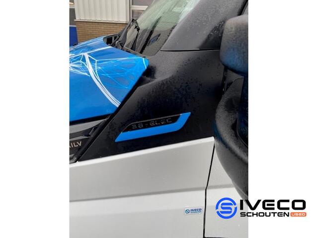 Iveco DAILY 35S14E Adaptive Cruise Control - Automaat - 140kw 188pk - Trekhaak Standplaats: Amsterdam