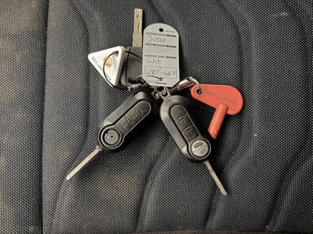 Iveco DAILY 35C16 Bakwagen+Laadklep | Gearbox not ok !!!! | Airco | 3-zits