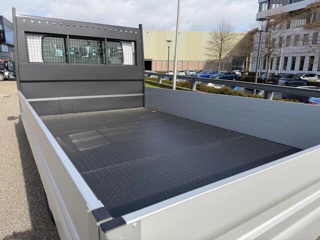 Iveco DAILY 50C180 Dubbelcabine Openlaadbak Airco Cruisecontrol Trekhaak BPM VRIJ