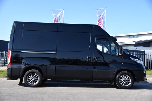 Iveco DAILY 35S16V 2.3 352 H3 L PB Edition Camera, Cruise, 3500kg Trekhaak, Automaat, 155pk, Clima, Uniek!
