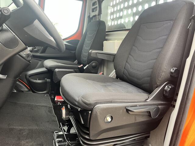 Iveco DAILY 35C14 2.3 375 Laadklep 500kg Trekhaak 3500kg trekgewicht Airco 2-Persoons Open laadbak Pick-up P-up Bakwagen Telefoonverbinding 1e eigenaar Euro 6 Bpm vrij !!!