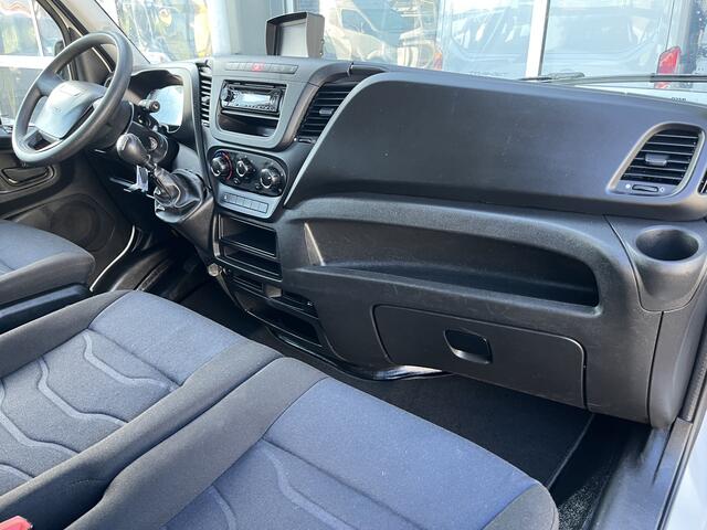 Iveco DAILY 35S12D 2.3 345 Openlaadbak Airco Trekhaak 3500kg trekgewicht 7-Persoons Open laadbak Pick-up Bakwagen P-up Euro 6 Bpm vrij voor particulier gebruik!!