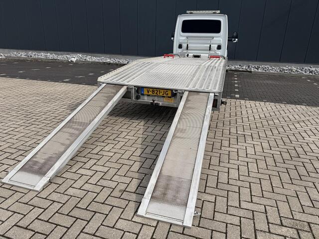 Iveco DAILY 40C15 oprijwagen | TIJHOF | Luchtvering | NAP | Nieuwe APK