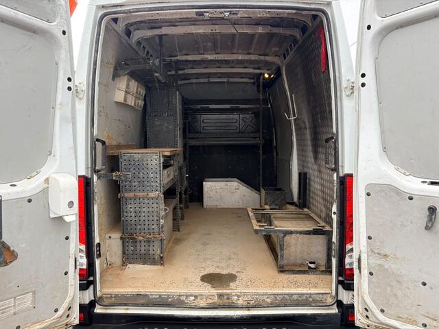 Iveco DAILY 35C14 2.3 L2H2 Dubbellucht Airco Camera Trekhaak 3,5t