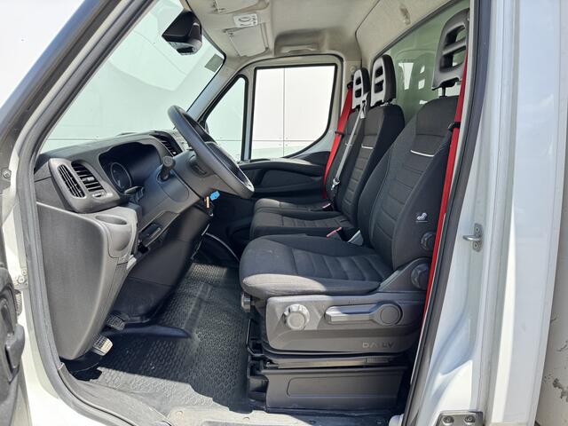Iveco DAILY 35C16 3.0 Laadklep Airco Cruise Control Bakwagen Koffer Meubelbak