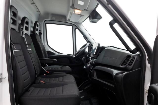 Iveco DAILY 35S21 3.0 210pk L2H2 HiMatic Automaat LED/Airco/Trekhaak 3500kg NIEUW 11-2024