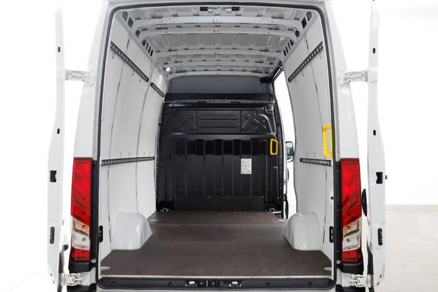 Iveco DAILY 35S21 3.0 210pk L2H2 HiMatic Automaat LED/Airco/Trekhaak 3500kg NIEUW 11-2024