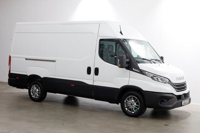 Iveco DAILY 35S21 3.0 210pk L2H2 HiMatic Automaat LED/Airco/Trekhaak 3500kg NIEUW 11-2024