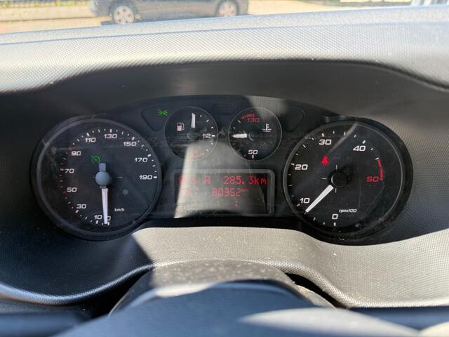 Iveco DAILY 35S14V 2.3 352 H1