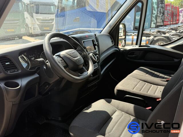 Iveco DAILY 35S16 A8 2.3L 160pk - Enkellucht - W4100 - Climate Control - Automaat - Achterdeuren - Bluetooth Standplaats: Almkerk