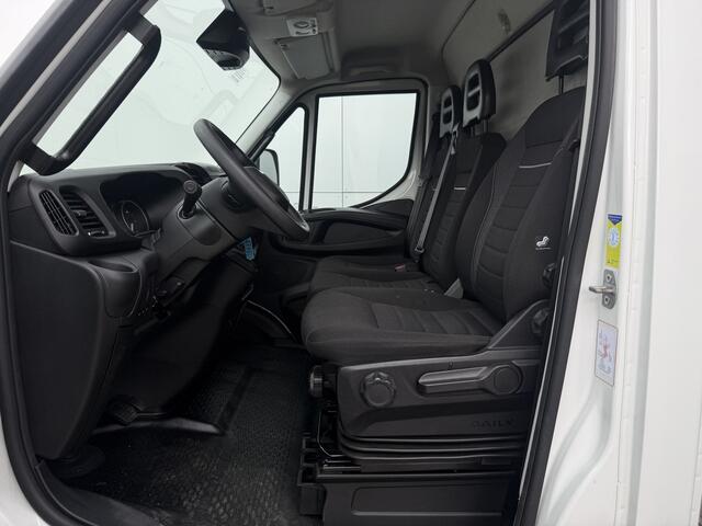 Iveco DAILY 3.0 72C18 Automaat Luchtvering Dubbellucht 1000kg Laadklep Bakwagen Meubelbak Koffer