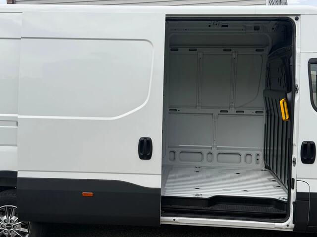 Iveco DAILY 35S18 L4H2 Automaat Airco Navi Cruisecontrol BPM VRIJ