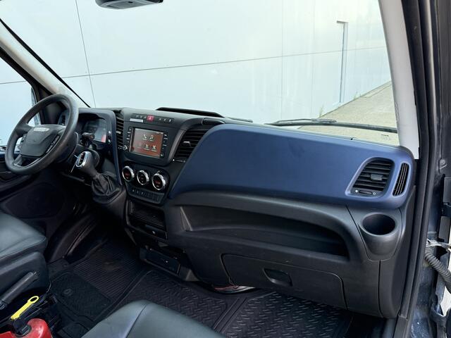 Iveco DAILY 35S14 2.3 Automaat L2H2 Climate Control Cruise Control 3.5t Trekhaak