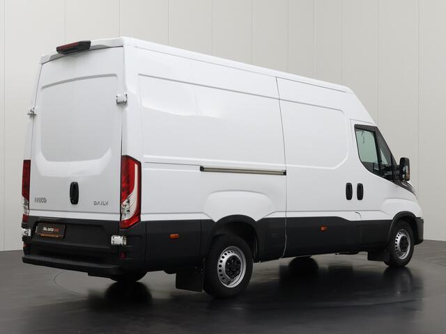 Iveco DAILY 35S16 Hi-Matic Automaat L2H2 | 3500Kg Trekken | Airco | 3-Zits | Betimmering