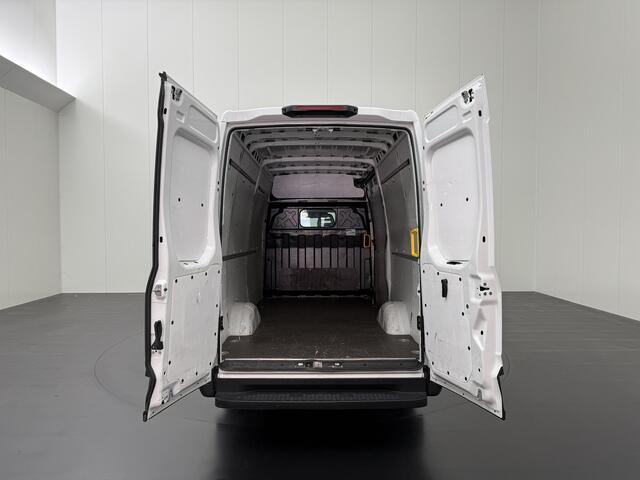 Iveco DAILY 35S16 Hi-Matic Automaat L2H2 | 3500Kg Trekken | Airco | 3-Zits | Betimmering