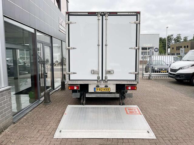 Iveco DAILY 35C14 Aut. Koelwagen Vrieswagen Bakwagen Laadklep Dubbellucht