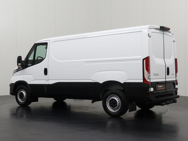 Iveco DAILY 35S16V Hi-Matic Automaat L2H1 | 3500Kg Trekhaak | Led | Navigatie | Camera | Airco | Cruise | Betimmering