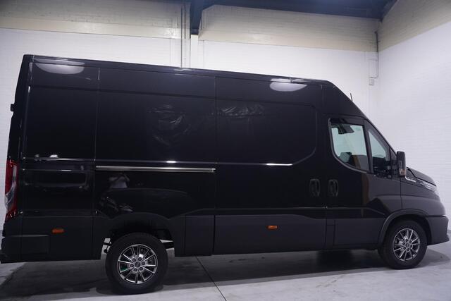 Iveco DAILY 35S21 210 pk L2H2 Aut. Ook als 180 pk op voorraad Vol opties, Trekhaak 3.500 kg, 3-zits