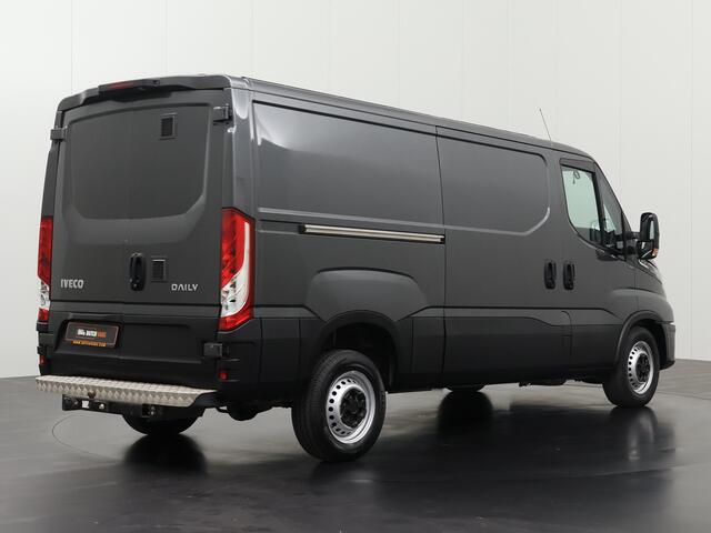 Iveco DAILY 35S18 3.0L Hi-Matic Automaat L2H1 | Navigatie | Camera | Airco | Cruise | 3-Zits
