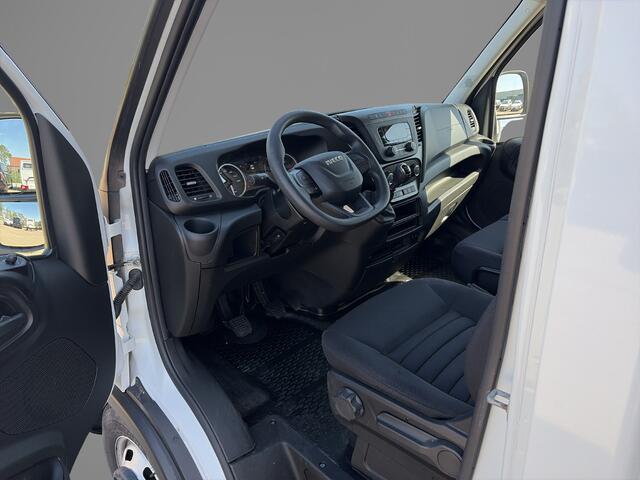 Iveco DAILY 35C16 2.3 410 Laadklep 750kg, Rails in vloer, Spoiler