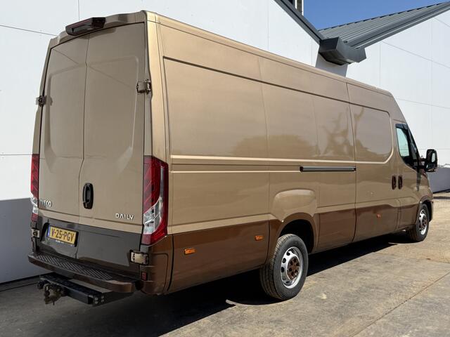 Iveco DAILY 35S18 3.0 Automaat L4H3 180PK Cruise control LED Climate control Camera Trekhaak 3.5t Luchtgeveerde stoel