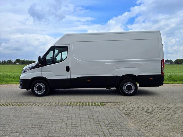 Iveco DAILY 35S14V 352L H2 - Euro 6 - 140 Pk - Dubbel Lucht - Airco - Cruise Control