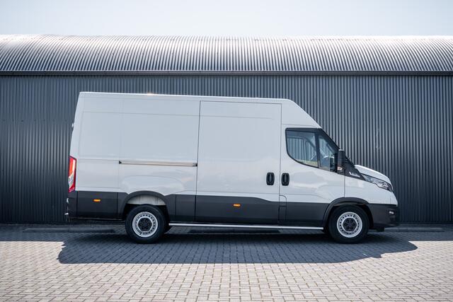 Iveco DAILY 35S14V 2.3 L2H2 | Automaat | 1e Eigenaar | Euro 6 | Cruise | Climate | Trekhaak