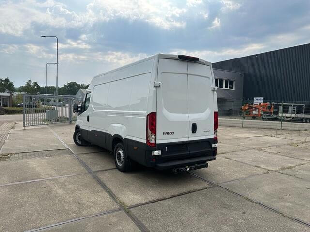Iveco DAILY 35S16V L3H2