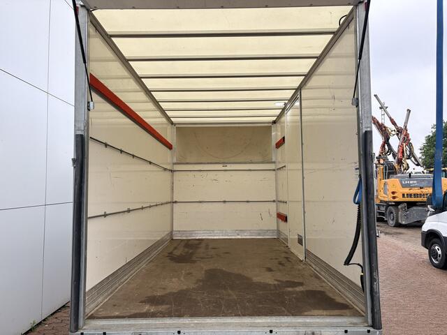 Iveco DAILY 35C16 3.0 160PK Laadklep Zijdeur Camera Climate Control Bluetooth Bakwagen Meubelbak Koffer
