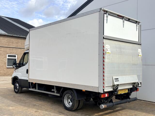 Iveco DAILY 35C16 3.0 160PK Bakwagen Laadklep Zijdeur Camera Climate Control Bluetooth Meubelbak Koffer
