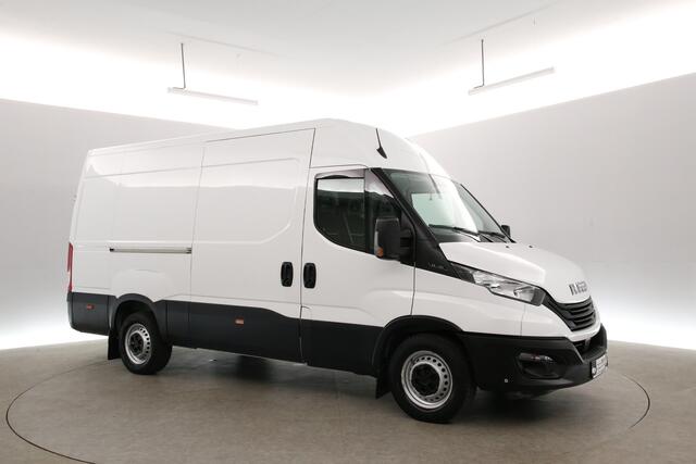 Iveco DAILY 2.3 160PK L2H2 | 3500KG Trekgew. | Trekhaak | Clima | 3 Zits | Parkeersens.