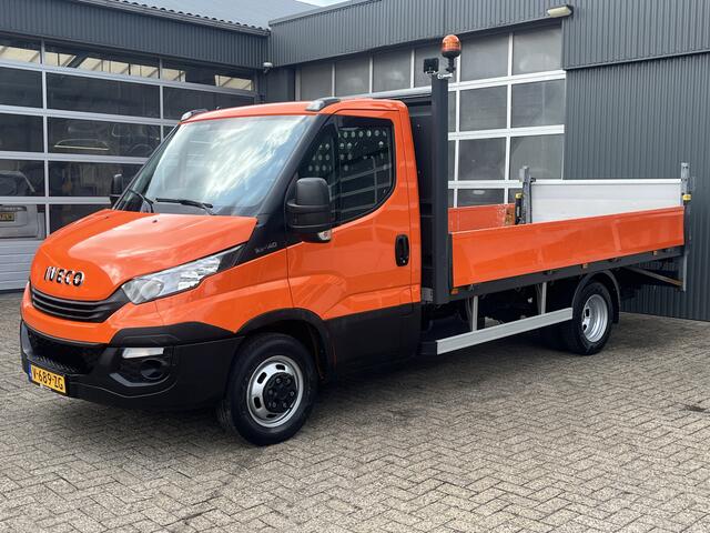 Iveco DAILY 35C14 2.3 375 Laadklep 500kg Trekhaak 3500kg trekgewicht Airco 2-Persoons Open laadbak Pick-up P-up Bakwagen Telefoonverbinding 1e eigenaar Euro 6 Bpm vrij !!!