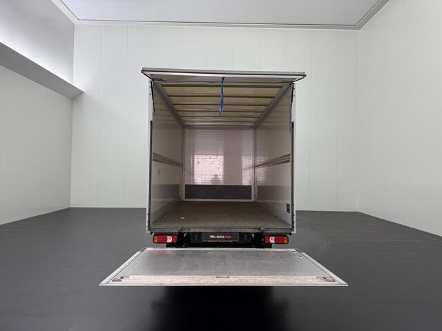 Iveco DAILY 140PK Bakwagen+Laadklep | Airco | Camera | Cruise | 3-Zits | Betimmering