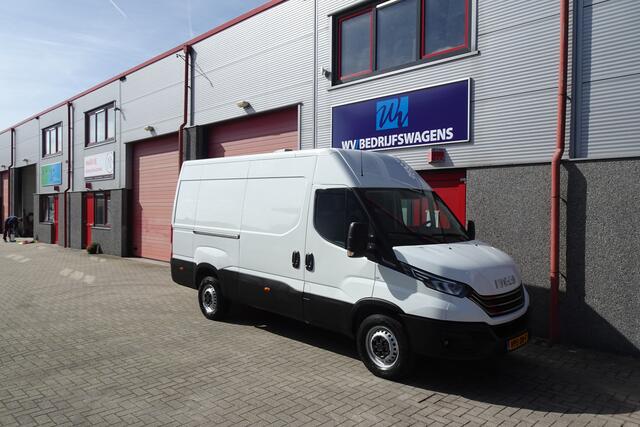 Iveco DAILY 35S16V 2.3 35 2h l 3 3 zits automaat nl auto !!!!!!!! 8 traps 3500 kg trekhaak gewicht