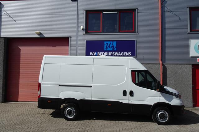 Iveco DAILY 35S16V 2.3 35 2h l 3 3 zits automaat nl auto !!!!!!!! 8 traps 3500 kg trekhaak gewicht