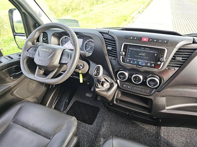 Iveco DAILY 35C14V 2.3 352 Dubbele cabine, Airco, Carplay, Climate control, Automaat, 3.5T-Trekhaak, Euro6, BPM-Vrij